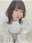 外ハネエアリーウルフヘア×透明感グレージュ×インナーカラー