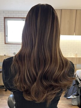 キノ(kino) ハイライト/ショート/レイヤーカット/韓国/顔周り/ブリーチ