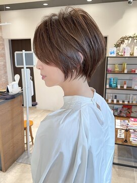 バンプ ギンザ(BUMP GINZA) 30代/40代/50代・絶壁解消×くびれショートボブ【浅野】