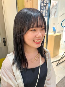 アンヘアー(UNHAIR by shiomiH) ぱっつん前髪×黒髪アッシュ