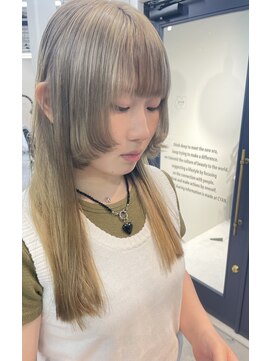 シアン(cyan.) 姫カット/ブロンズカラー