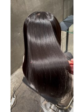 エノア 青山(ENORE) 乾かすだけで叶う理想の艶髪！ウル艶縮毛矯正(飯田)