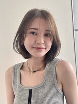 イヴォークトーキョーオーサカ(EVOKE TOKYO osaka)&nbsp;レイヤーボブ 内巻き 小顔 匂わせ ショート ベージュカラー