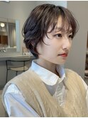 ショートパーマ銀座メガネ女子丸みショート大人可愛い小顔カット