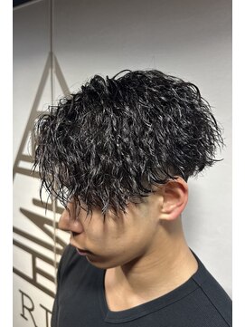 ライズ 渋谷店(RISE) ツイストスパイラル【センターパート】