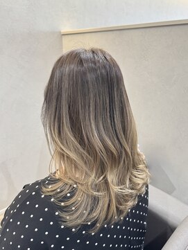 サロンドクオリア(Salon de Qualia) バレイヤージュ/プリンが気にならない/外国人風カラー/S