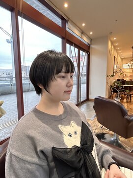 ルッツ(Lutz. hair design) 26.1.4コンパクトショート[犬山良慈]