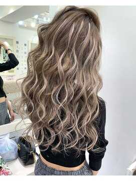 ラピス 千葉(Lapis) アッシュベージュ×シールハイライト☆