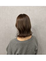 フランチェスカドットボブ(francesca.bob)&nbsp;ミディアムボブ×オリーブブラウン【渡辺俊弥】梅田