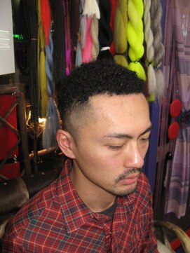 ディバイン(DIVINE) ショートアフロ