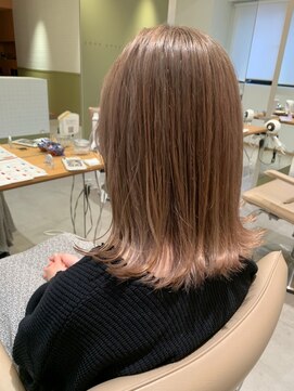 エミィ(emme) 【emme×笹川】ピンクベージュ×ハイライト