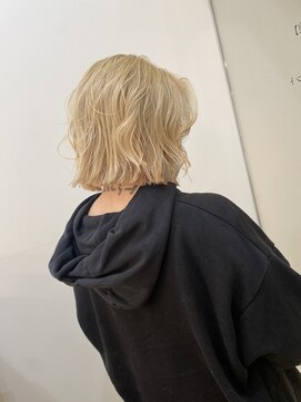 ジーナ 札幌(Zina) 切りっぱなしボブ