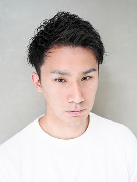 アルファ 新宿(alpha) フェザーパーマ/刈り上げセンターパート/サーフカール[新宿]