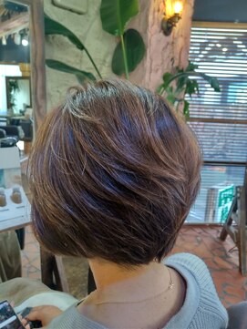 ロッソバイアルター 鎌取(ROSSO by aL-ter) 黒髪/グレーベージュ/レイヤーロング/前髪パーマ 石橋奈津子