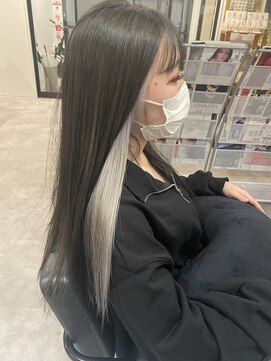 ナンバー 竪町(number+) 20代30代大人可愛い透明感イヤリングカラーホワイトシルバー