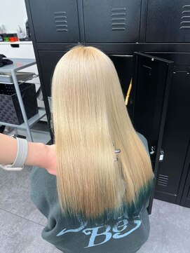 ワンズ ナゴヤ ヴィラ 名古屋栄(ONE's NAGOYA VILA) シアーカラー/カール/セミディ/姫カット