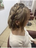 編み込みヘアアレンジ