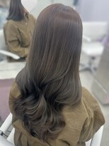 エヌアイ オモテサンドウ(ni omotesando)&nbsp;☆透明感オリーブベージュカラー くすみベージュ☆