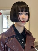 ドロップ(drop)&nbsp;モードにこなれ感　ぱつっとボブ　レイヤーボブ〈表参道/青山〉