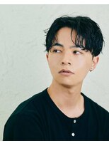 アーティスオム(Artice HOMME)&nbsp;抜け感センターパート/黒髪/束感