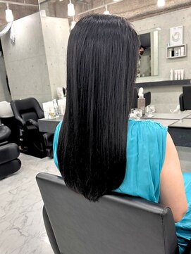 エンディアリング 東銀座(Endearing) ★レイヤーカット イメチェン 美髪 ホワイトブロンド