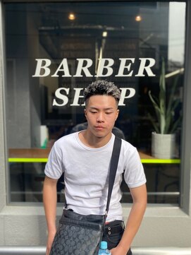 クフィア メンズフェード カンポ 天王寺(CUFFIA MENSFADE CAMPO) 極道パーマ×ホワイトメッシュ