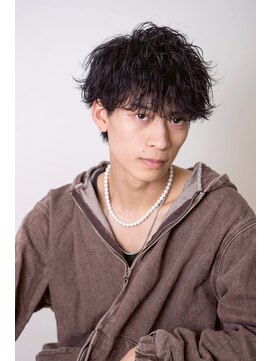 ルフュージュ バイ プロデュース 相模大野店(Refuge by Produce) メンズパーマ