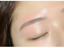 アイブロウも同日施術OK。ヘアと合わせてトータルで可愛く仕上がります。