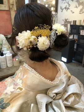 オートゥール(hair room Auteur) サイドゆるふわお団子アレンジ