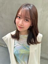 トリッカ シブヤ(TRICCA SHIBUYA)&nbsp;韓国風レイヤーミディ/シースルーバング/艶ブラウン