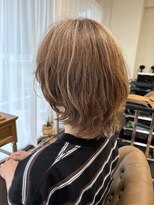 ラナ(LANA)&nbsp;くせ毛活かしのウルフヘア