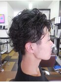 ツーブロックのナチュラルセクシーパーマ