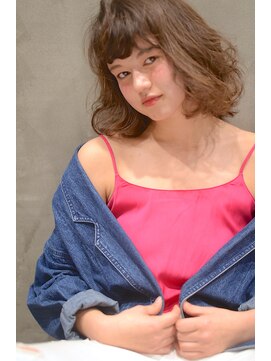 ミラバイグリーン(Mira by green) Ash beige【透明感】 Casual ボブディ