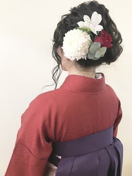 スノウ(SKNOW) ヘアアレンジ☆袴