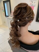 結婚式編み下ろし　ドレスヘア　パーティー　二次会　花嫁