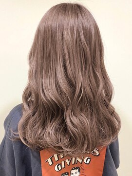 ジーナ 銀座(Zina) 【Zina】イメチェン毛先パーマ耳かけ×フォギーベージュ