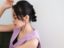 ヘアアレンジ、メイクのみの受付もしています。