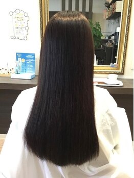 サロン ド レクラン(Salon de L'ecrin)の写真/《髪質改善美髪チャージトリートメント》湿気の多い時期でも、艶とまとまりのある、扱いやすい髪の毛へ♪