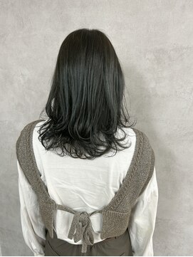 ピッコリーノバイプロデュース 小田急相模原店(Piccolino by Produce) ミディアムヘア×カーキカラー♪『小田急相模原』#髪質改善