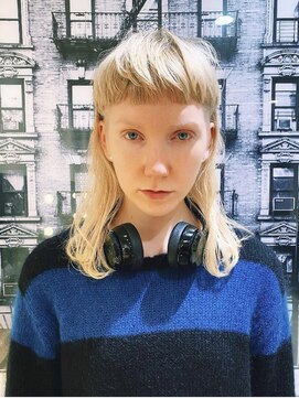 キャロルガーデンズ ボコカ 表参道(Carroll Gardens bococa) 抜きっぱなし/ケアブリーチ/ワイドバング