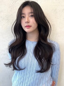 コア 梅田茶屋町店(Core) 髪質改善 艶髪 愛され 韓国風 前髪カット 小顔　梅田