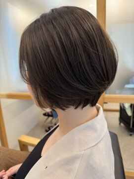 リュクスバトーバイトリコ 船橋南口店(Luxe BATEAU by tricot) Matching short bob