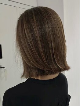 ノーム(NORME)の写真/【NORMEの白髪ぼかし】おしゃれ染めと白髪染めのmixさせる新たなデザイン