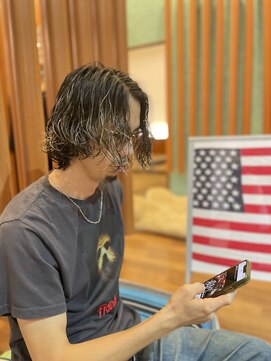 ミュウ(MIU) 漢のワンレングスパーマスタイル