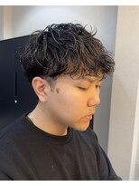 ウユ(uhyu) シャドウパーマ