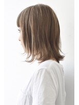 シカタ シーカ 鎌倉(CICATA/ShIKA.)&nbsp;外はね鎖骨ボブ×ハイトーンベージュ【CICATA鎌倉】