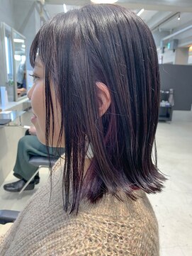 テトヘアー(teto hair) インナーパープル、インナーカラー、ミディアムボブ