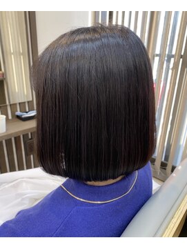 ヘアガーデンビビ(.BiBi) ワンレンボブ