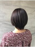 大人可愛い◎切りっぱなしショートボブ×外ハネ冬カラー小顔