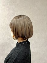 アンダーグラウンド(_ground) グレージュカラー